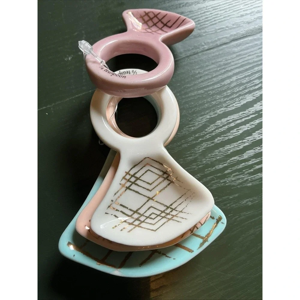 MCM Set‎ of 4 Nesting Ceramic Diamond Ring Measuring Spoons Baking